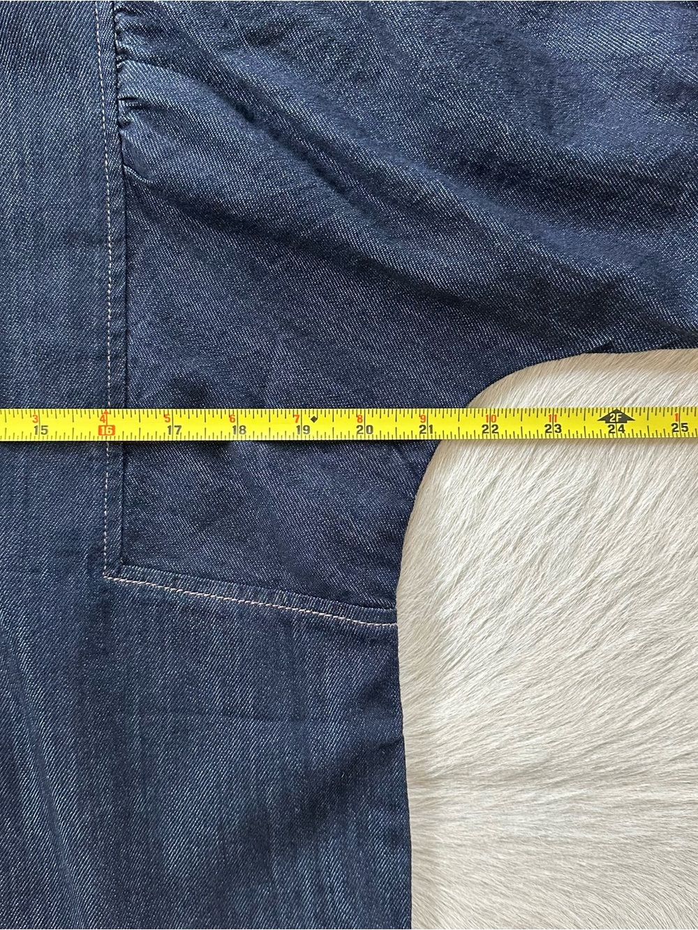 Old Navy Dark Indigo Denim Puff-Sleeve Top - Picture 5 of 6